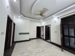 3 BHK 1400 Sq.Ft. Builder Floor in Sector 45