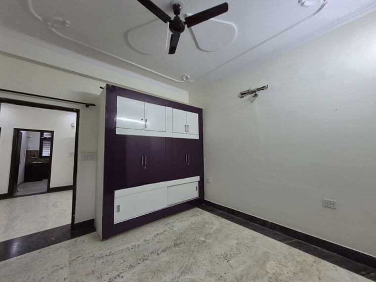 Room, sector 45 3 Bedroom 1400 Sq.Ft. Builder Floor In Sector 45 Gurgaon 10541898