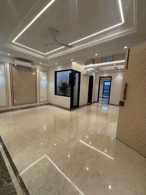 4 BHK Builder Floor For Sale in Dlf City Phase 3