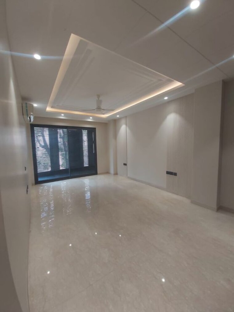 Room, dlf city phase 3 4 Bedroom 316 Sq.Yd. Builder Floor In Dlf City Phase 3 Gurgaon 10541914