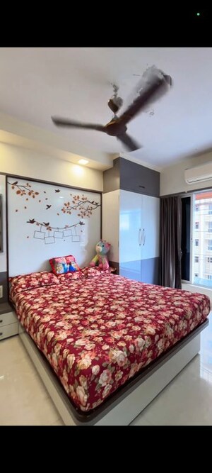 Bedroom in 1 BHK Apartment at Sai Krupa Skylon Suburbia, Kandivali West – for Sale