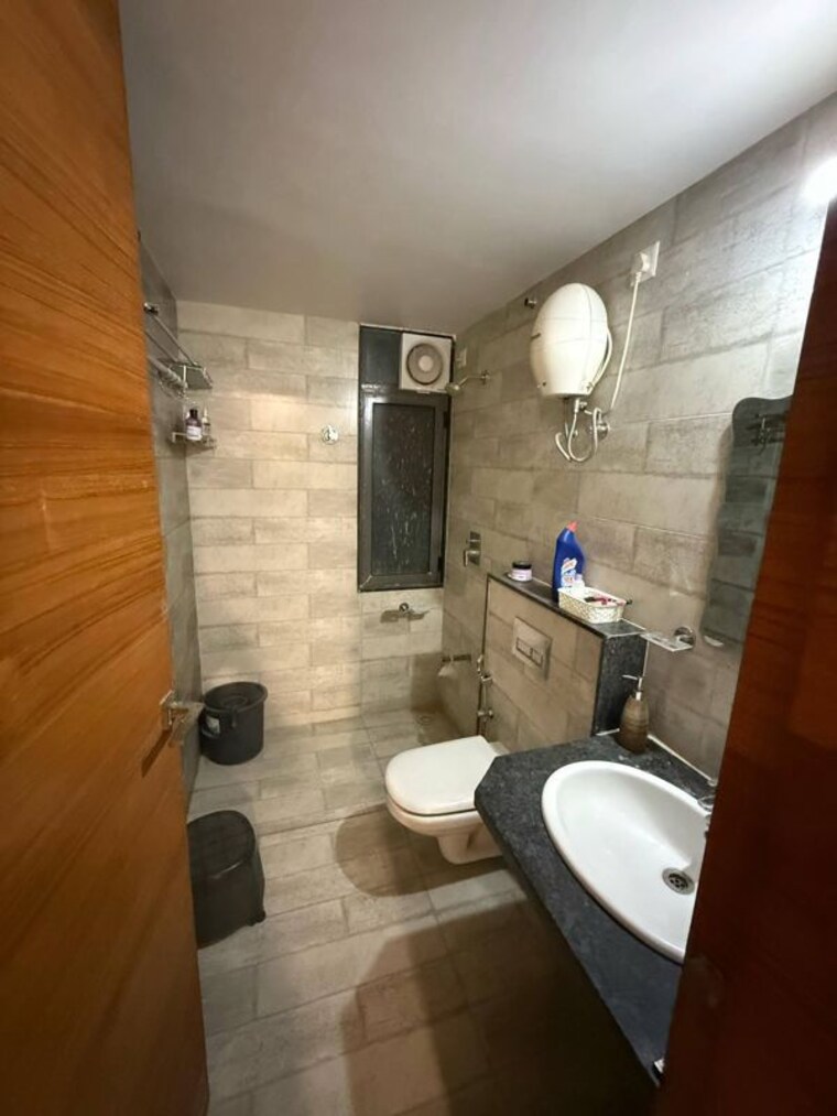 Bathroom, union-park-khar-west 2 Bedroom 900 Sq.Ft. Apartment In Khar West Mumbai 10541880