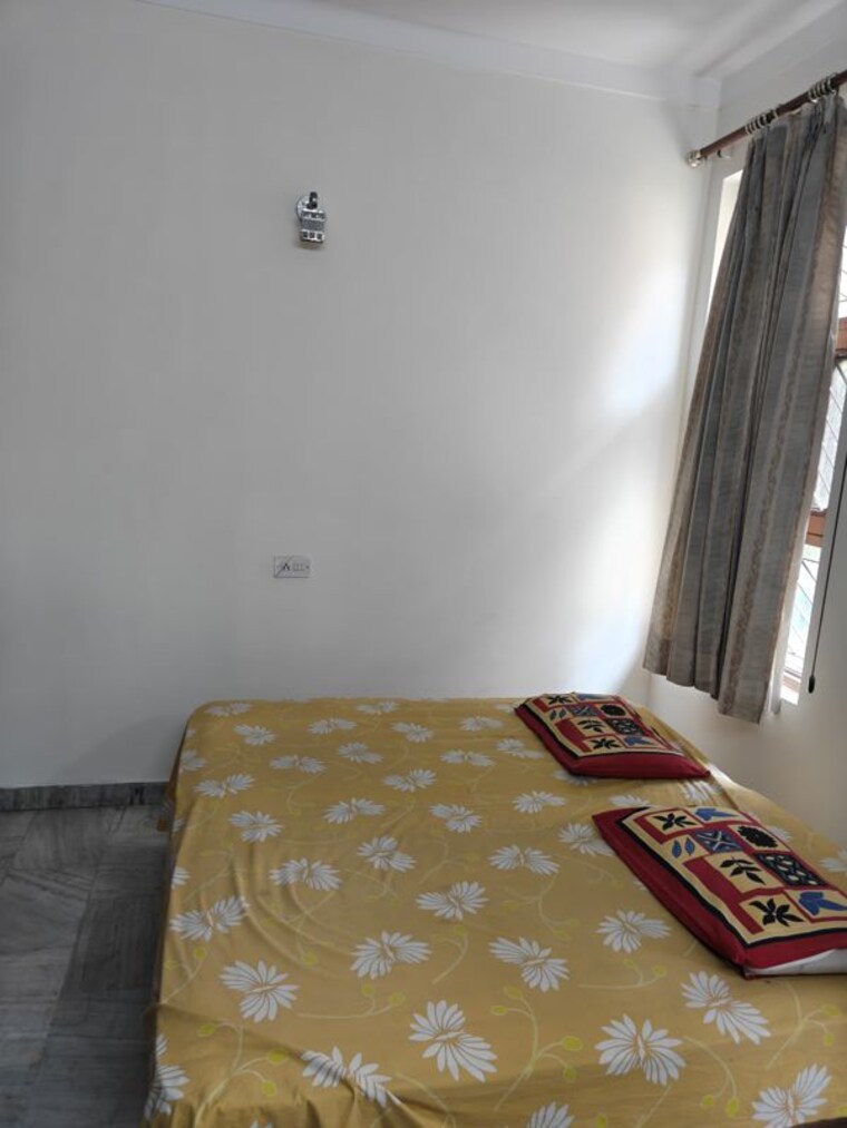 Bedroom, mahendru enclave 3 Bedroom 4800 Sq.Ft. Builder Floor In Mahendru Enclave Delhi 10541897
