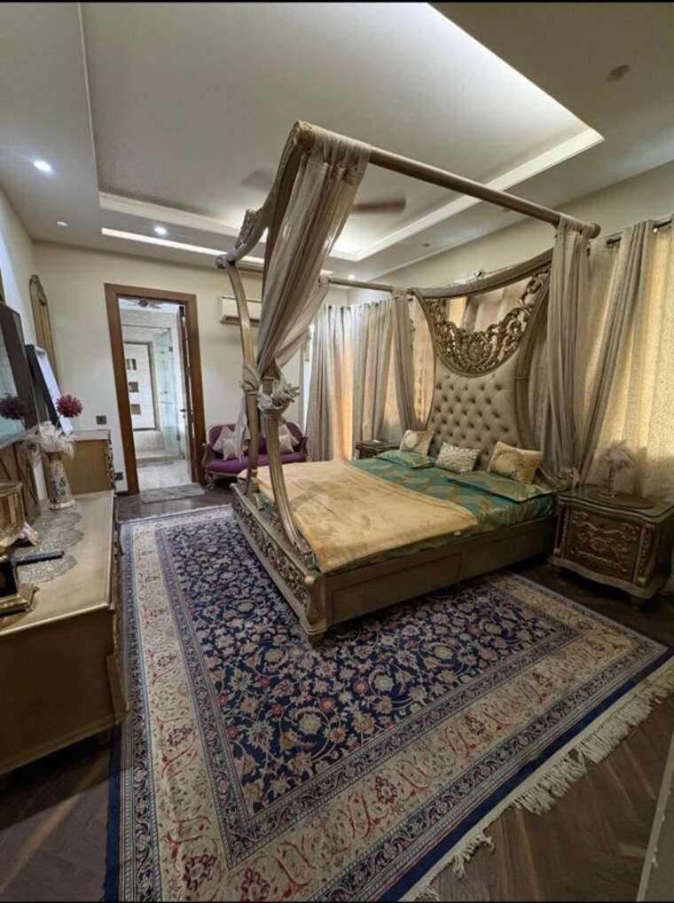 Master Bedroom, greater kailash 4 Bedroom 2700 Sq.Ft. Builder Floor In Greater Kailash Delhi 10541919