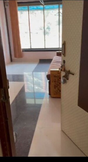 1 BHK Apartment For Rent in Riddhi Garden, Malad East