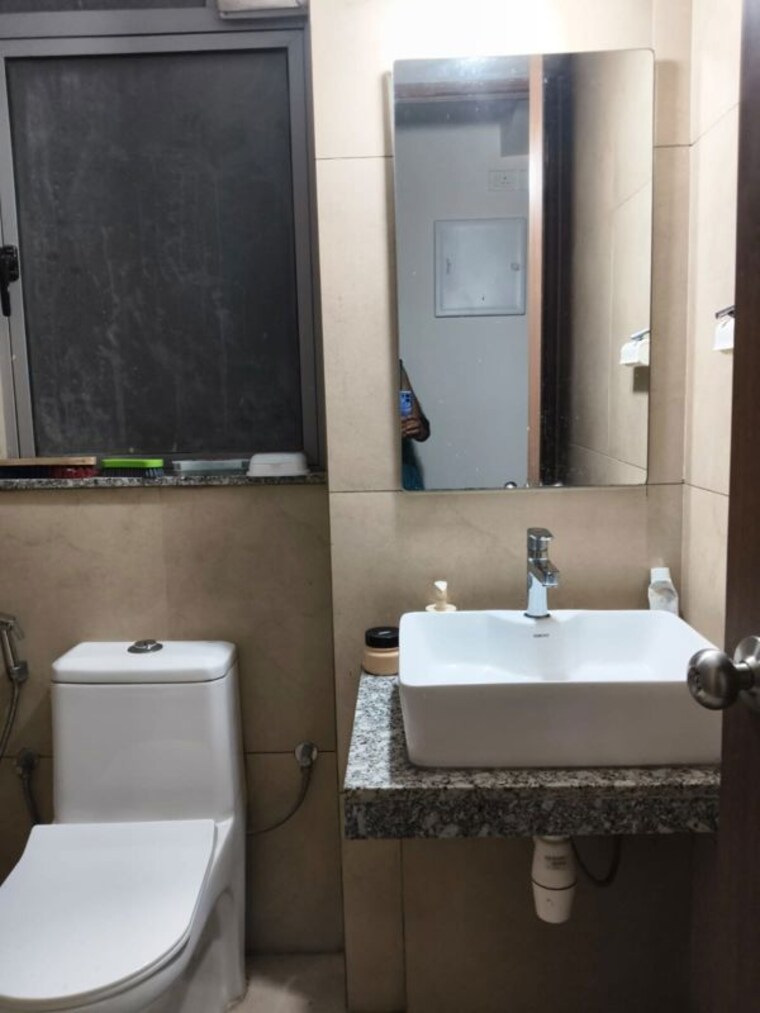 Washroom, kalpataru-immensa 2 Bedroom 663 Sq.Ft. Apartment In Kolshet Road Thane 10541936