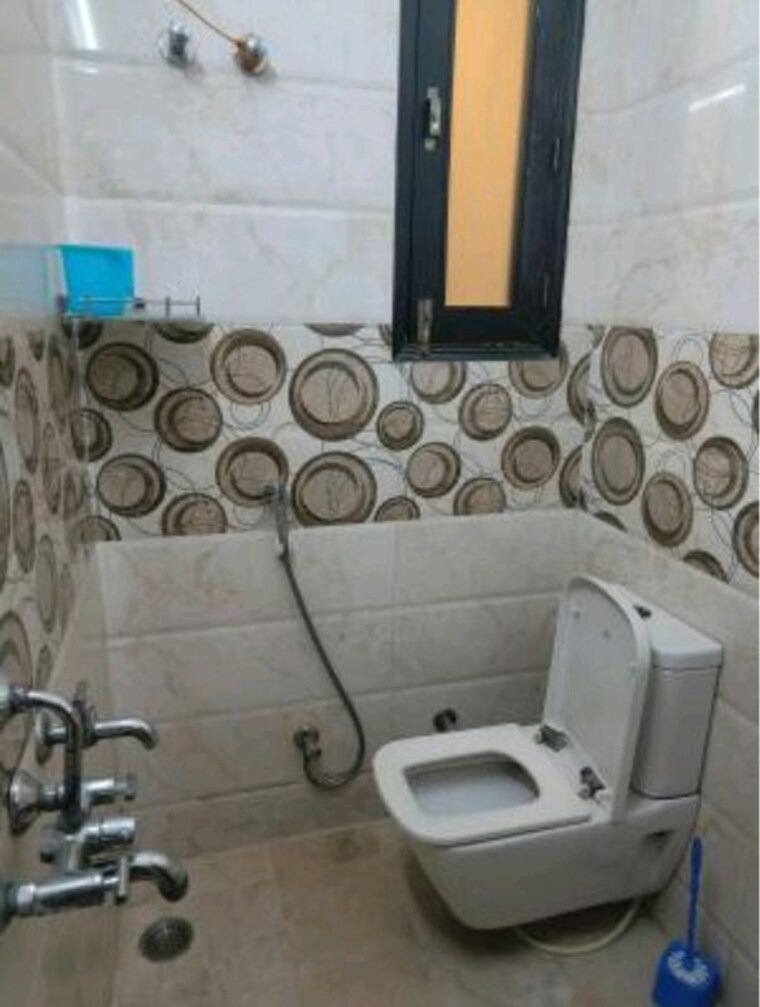 Bathroom, rwa-apartments-sector-19 1 RK 400 Sq.Ft. Builder Floor In Sector 19 Noida 10541970