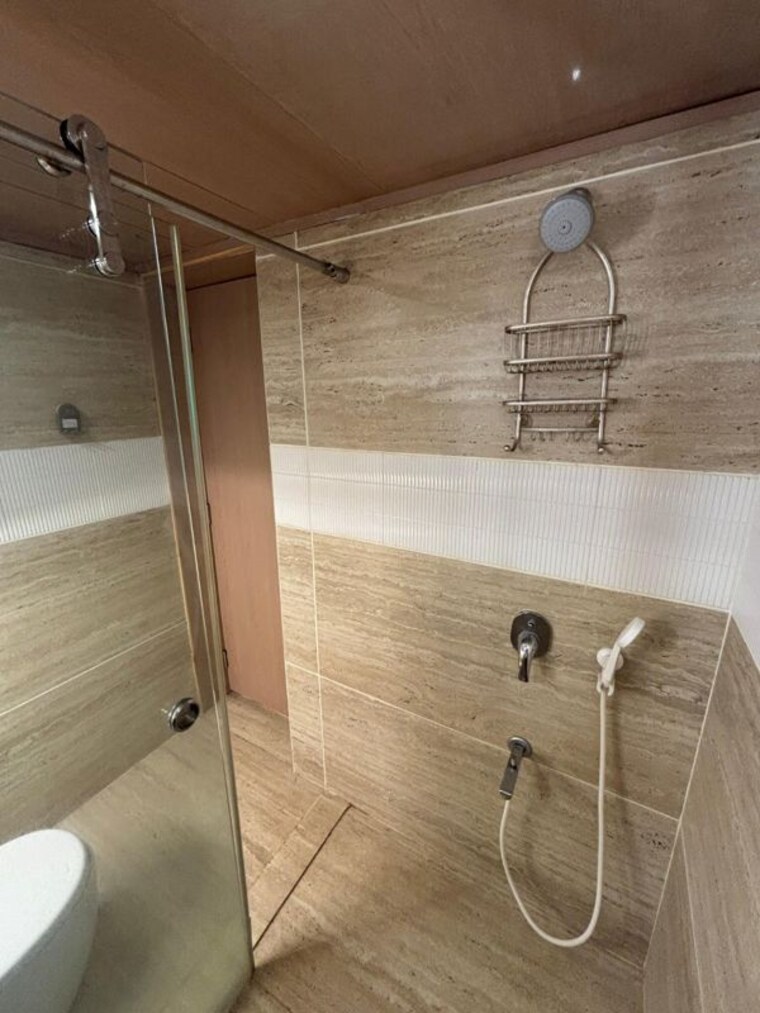 Bathroom, paranjape-schemes-yuthika 3 Bedroom 1650 Sq.Ft. Apartment In Baner Pune 10541964