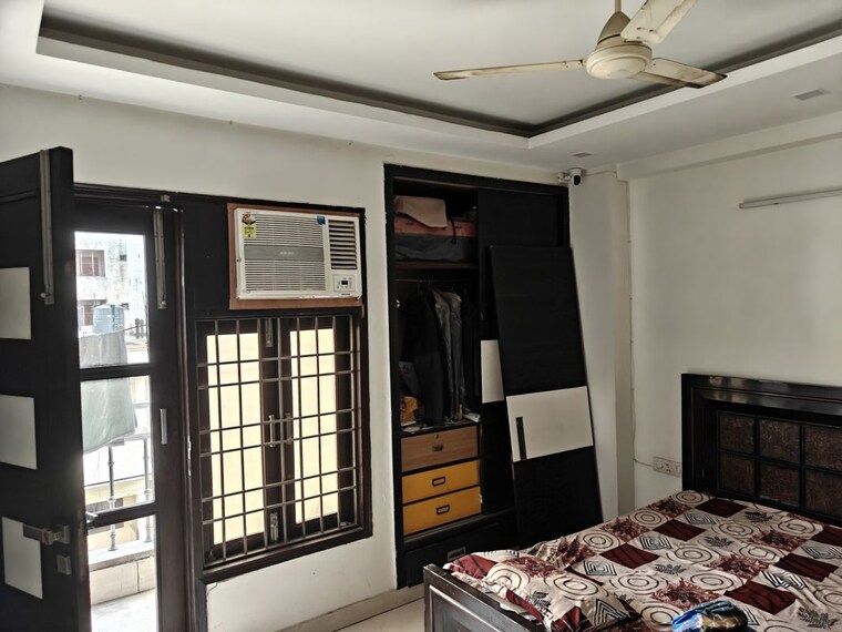 Living Room, ashok vihar 3 Bedroom 1800 Sq.Ft. Builder Floor In Ashok Vihar Delhi 10541948