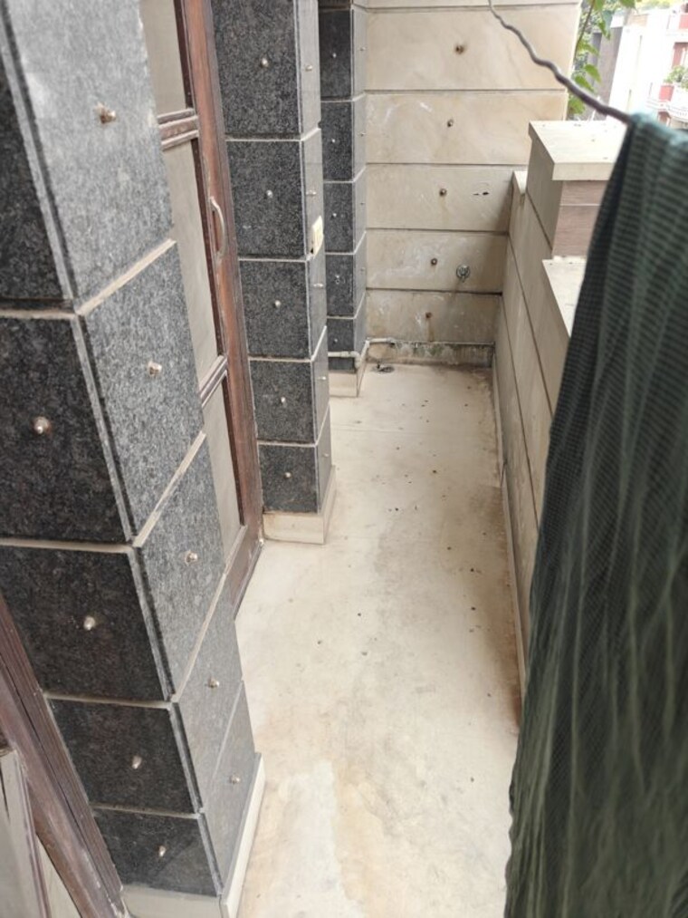 Balcony, ashok vihar 3 Bedroom 1800 Sq.Ft. Builder Floor In Ashok Vihar Delhi 10541948
