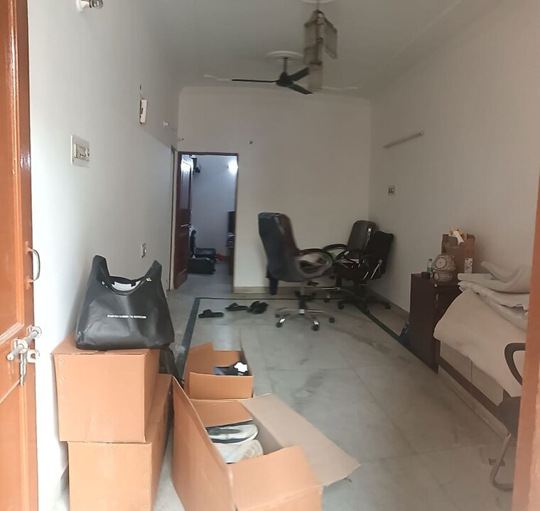 Team Area, sector 12 1 Bedroom 540 Sq.Ft. Independent House In Sector 12 Noida 10542003