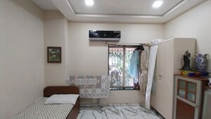 Room in 3 BHK Apartment at Santacruz West – for Sale