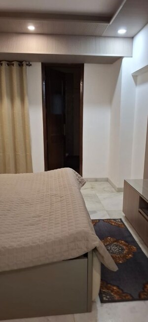 Bedroom in 3 BHK Builder Floor at Greater Kailash Part 3 – for Rent