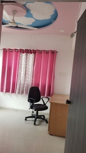 Room in 2 BHK Apartment at Pimpri – for Sale