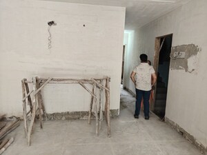 Room in 3 BHK Builder Floor at Ashok Vihar – for Sale