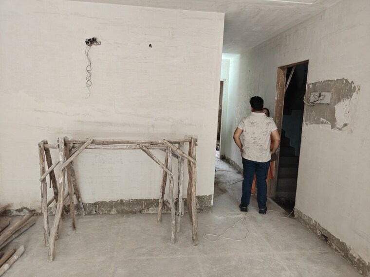 Room, ashok vihar 3 Bedroom 1350 Sq.Ft. Builder Floor In Ashok Vihar Delhi 10542045