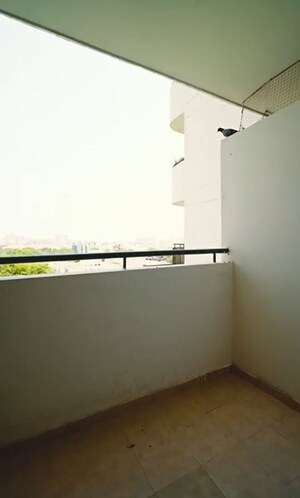 Room in 3 BHK Apartment at Bestech Park View Ananda, Sector 81 – for Sale