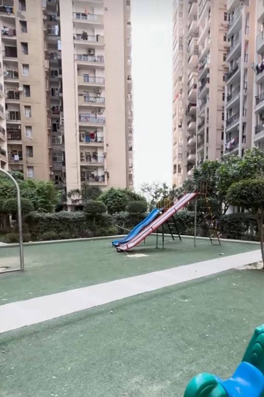 2 BHK + Prayer Room,Servant Room,Study Room,Extra Room,Store Room 865 Sq.Ft. Apartment in SCC Sapphire