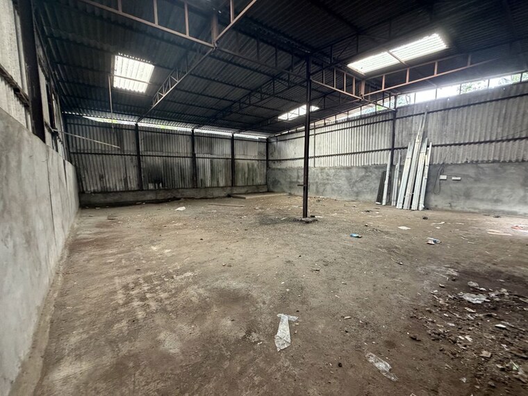  Parking, digha-industrial-premises Commercial Warehouse 2000 Sq.Ft. In T.T.C. Industrial Area Navi Mumbai 10542108