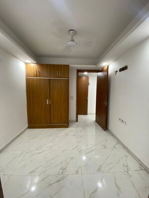 2 BHK Builder Floor For Rent in Saket
