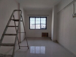 Room in 1 BHK Apartment at Maitri Icon, Kharghar – for Sale