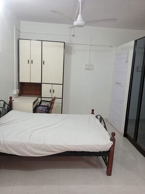 Bedroom in 2 BHK Apartment at Bandra West – for Rent
