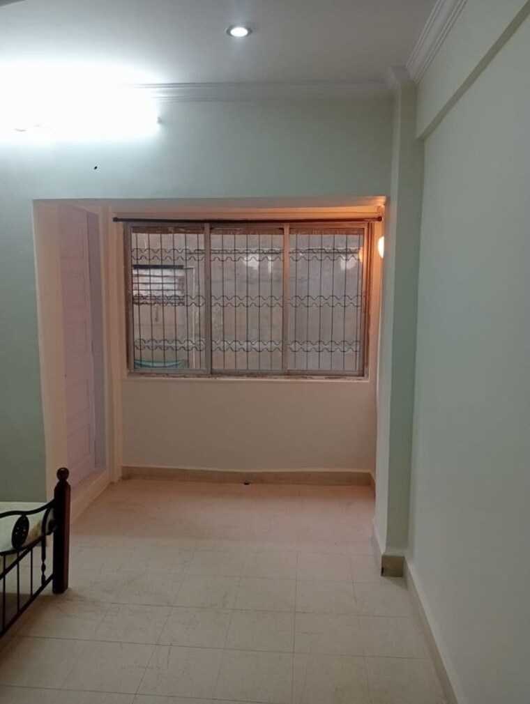 Room, bandra west 2 Bedroom 500 Sq.Ft. Apartment In Bandra West Mumbai 10542161