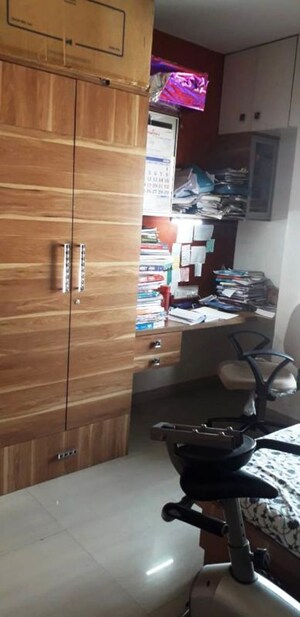 Bedroom in 3 BHK Apartment at Bhusari Colony – for Rent