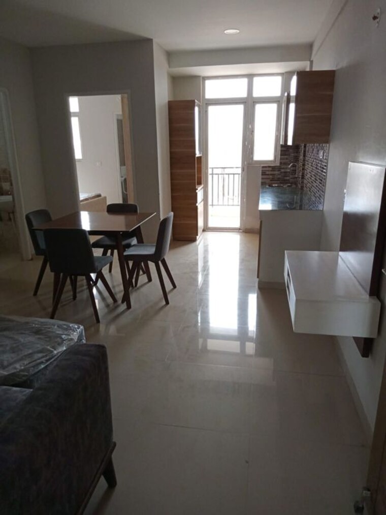 Living Room, tulsiani-easy-in-homes 1 Bedroom 440 Sq.Ft. Apartment In Sohna Sector 35 Gurgaon 10542132