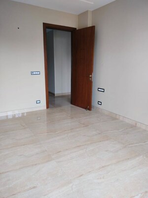 Room in 2 BHK Independent House at Sector 5 – for Rent