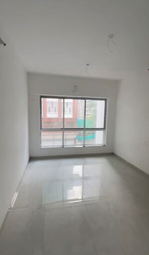 Room in 2 BHK Apartment at Runwal Sanctuary, Mulund West – for Sale