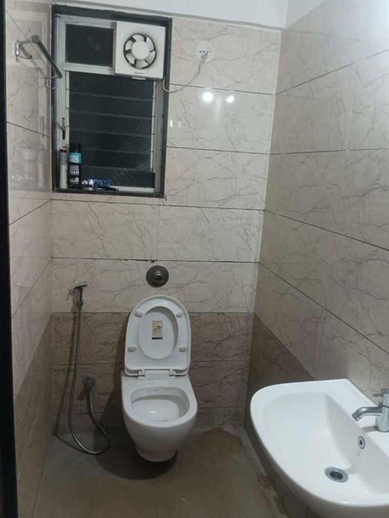 Attached Bathroom, wakad 1 Bedroom 750 Sq.Ft. Apartment In Wakad Pune 10542199
