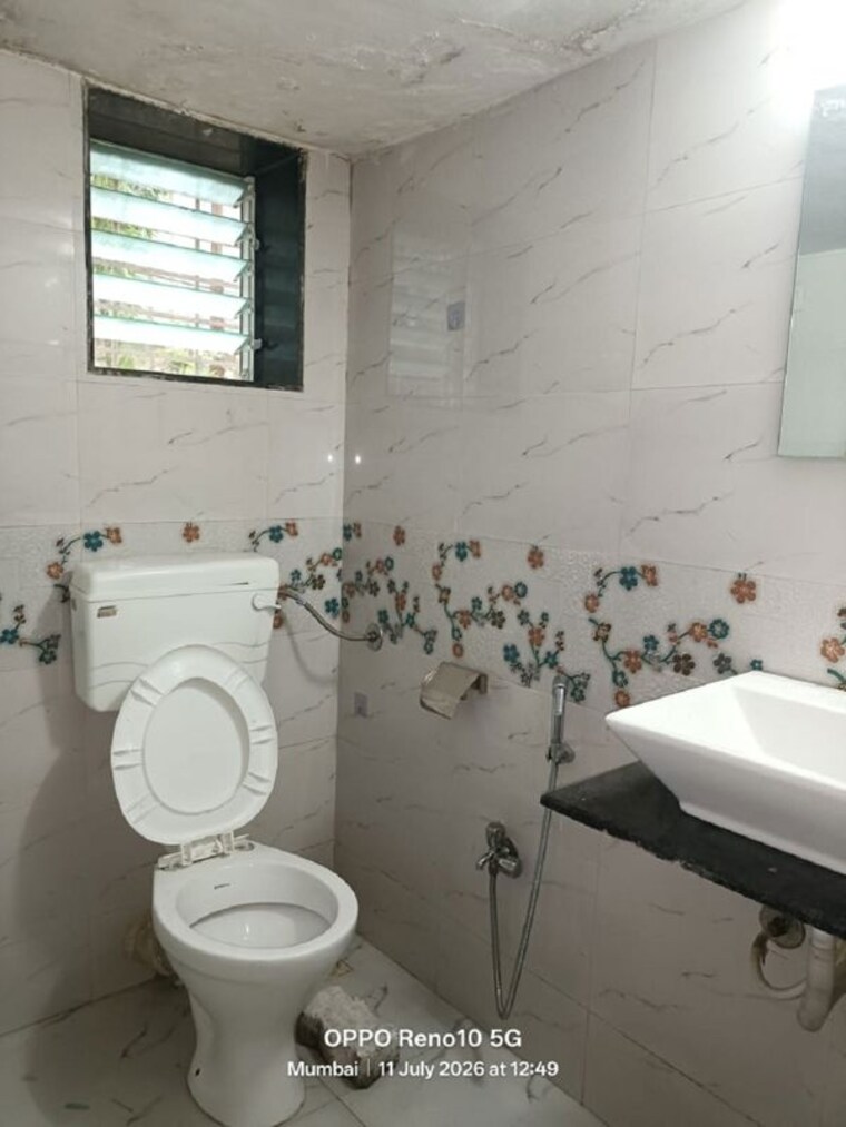 Bathroom, santacruz west 2 Bedroom 700 Sq.Ft. Apartment In Santacruz West Mumbai 10542215