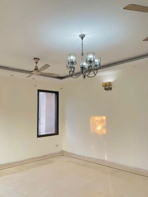 Room in 2 BHK Independent House at Sector 5 – for Rent