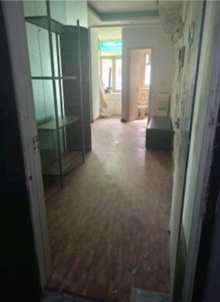 undefined, ocean-complex Commercial Office Space 42 Sq.Mt. In Sector 18 Noida 10542228