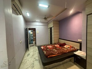 Bedroom in 1.5 BHK Apartment at Chembur – for Rent