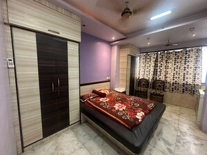 Bedroom in 1.5 BHK Apartment at Chembur – for Rent