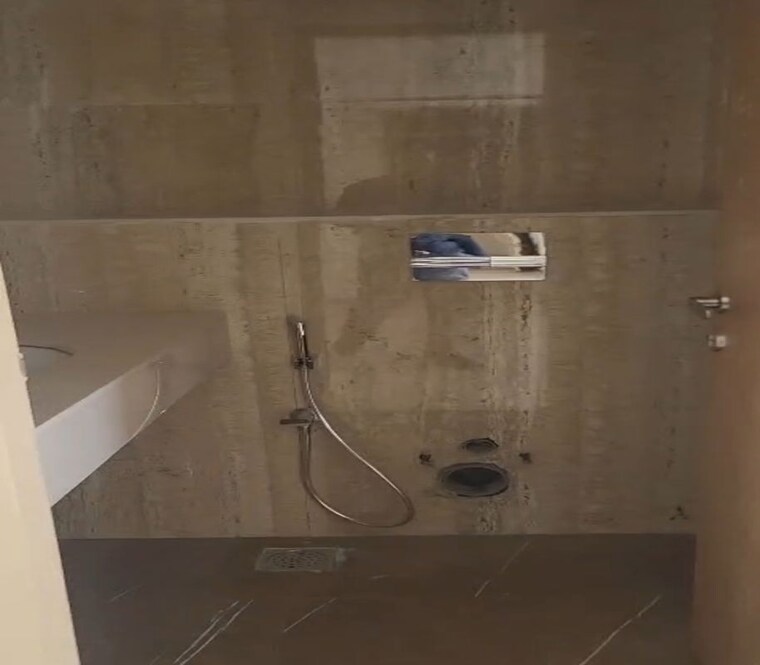 Bathroom, kalachowki 3 Bedroom 1600 Sq.Ft. Apartment In Kalachowki Mumbai 10542252