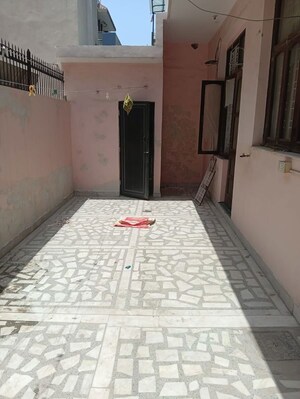 Bedroom in 3 BHK Builder Floor at Sector 21 – for Rent