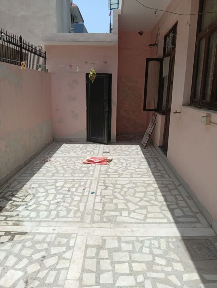 Bedroom, sector 21 3 Bedroom 2800 Sq.Ft. Builder Floor In Sector 21 Gurgaon 10542262