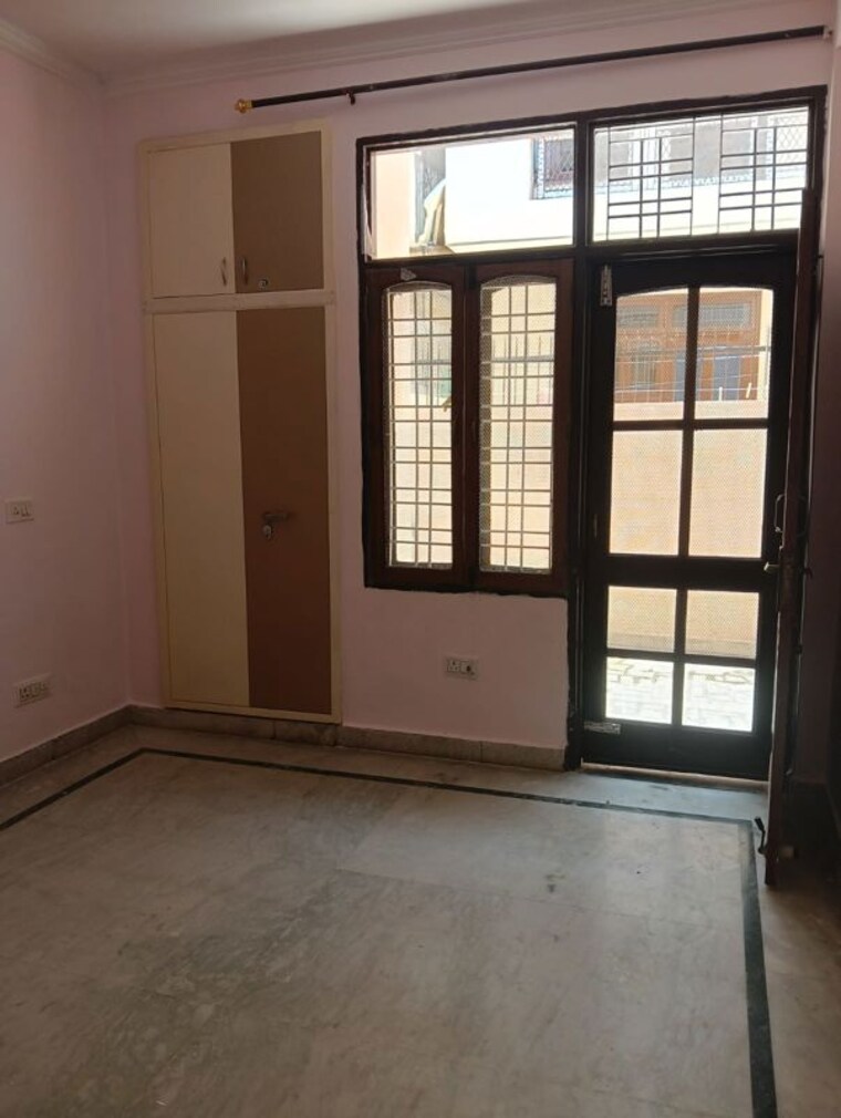 Room, sector 21 3 Bedroom 2800 Sq.Ft. Builder Floor In Sector 21 Gurgaon 10542262