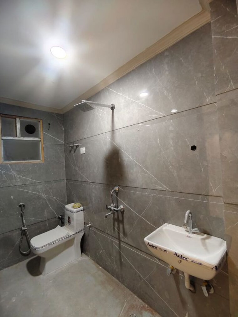 Bathroom, saket 1 Bedroom 450 Sq.Ft. Builder Floor In Saket Delhi 10542277