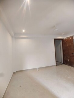 1 BHK Builder Floor For Rent in Saket