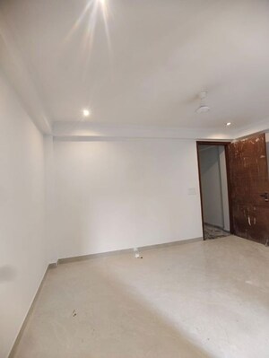 1 BHK Builder Floor For Rent in Saket