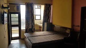 1 BHK Builder Floor For Rent in Phase 4