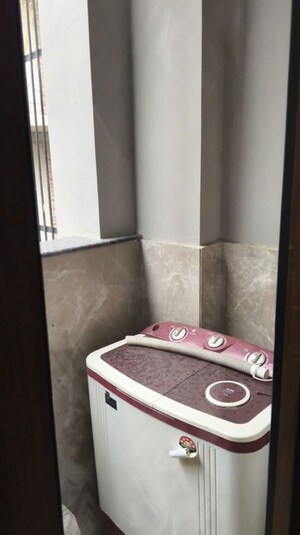 Bedroom in 1 BHK Builder Floor at Sector 23 – for Rent