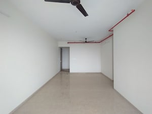 Room in 2 BHK Apartment at Dosti Eastern Bay Phase 3, Wadala – for Rent