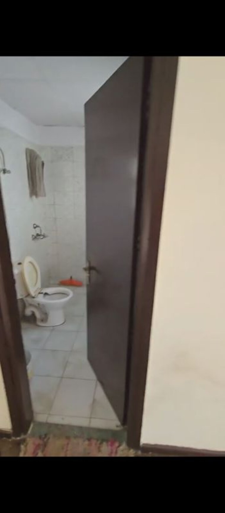 Bathroom, bptp-parkland 4 Bedroom 300 Sq.Yd. Builder Floor In Sector 75 Faridabad 10542314