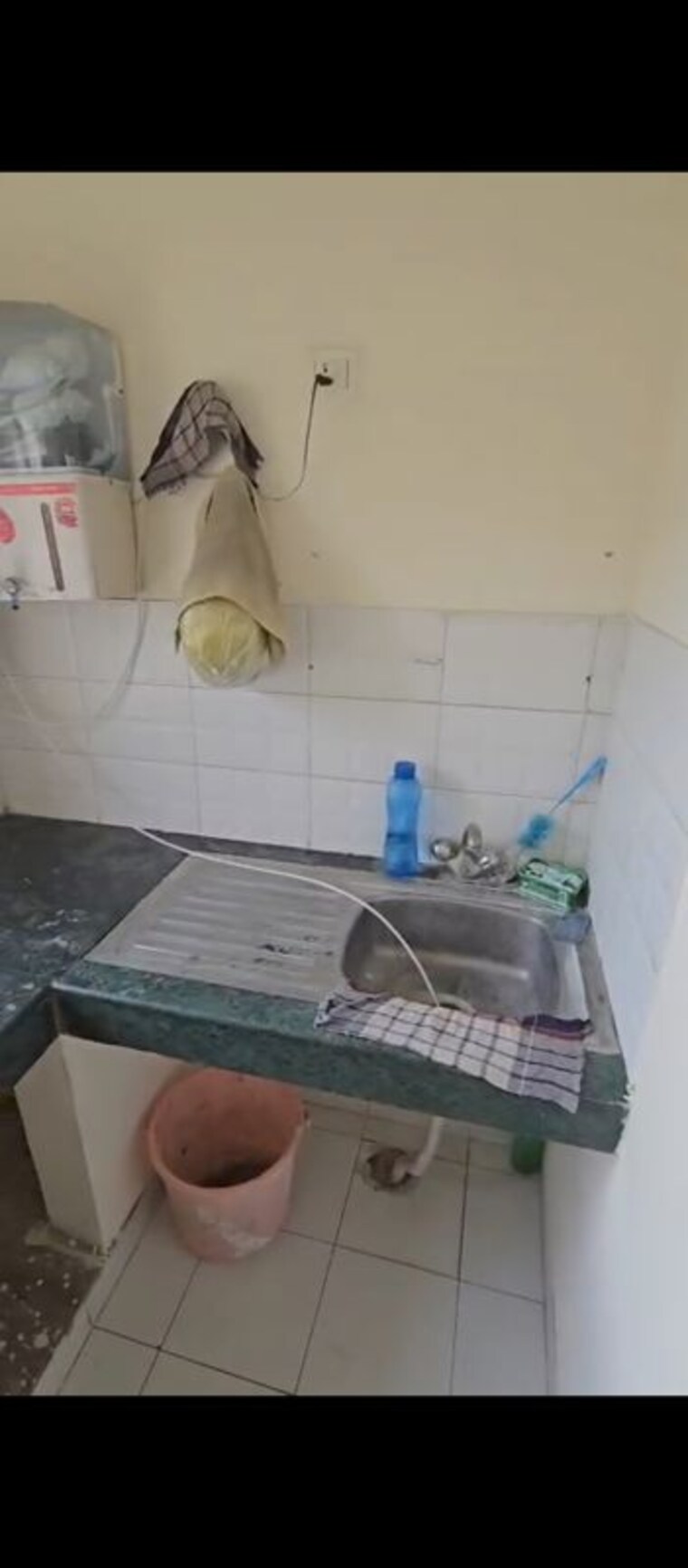 Bathroom, bptp-parkland 4 Bedroom 300 Sq.Yd. Builder Floor In Sector 75 Faridabad 10542314