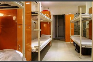 Room in  Pg at Fort – for Rent